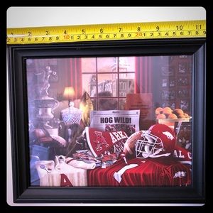 Arkansas Razorback decor. Picture 11” by 9” GUC